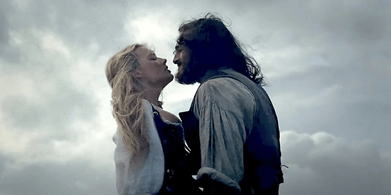 Гиперсексуально: вышел трейлер «Грозового перевала» с Марго Робби и Джейкобом Элорди